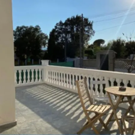 Casa Rural Con Piscina * Sils